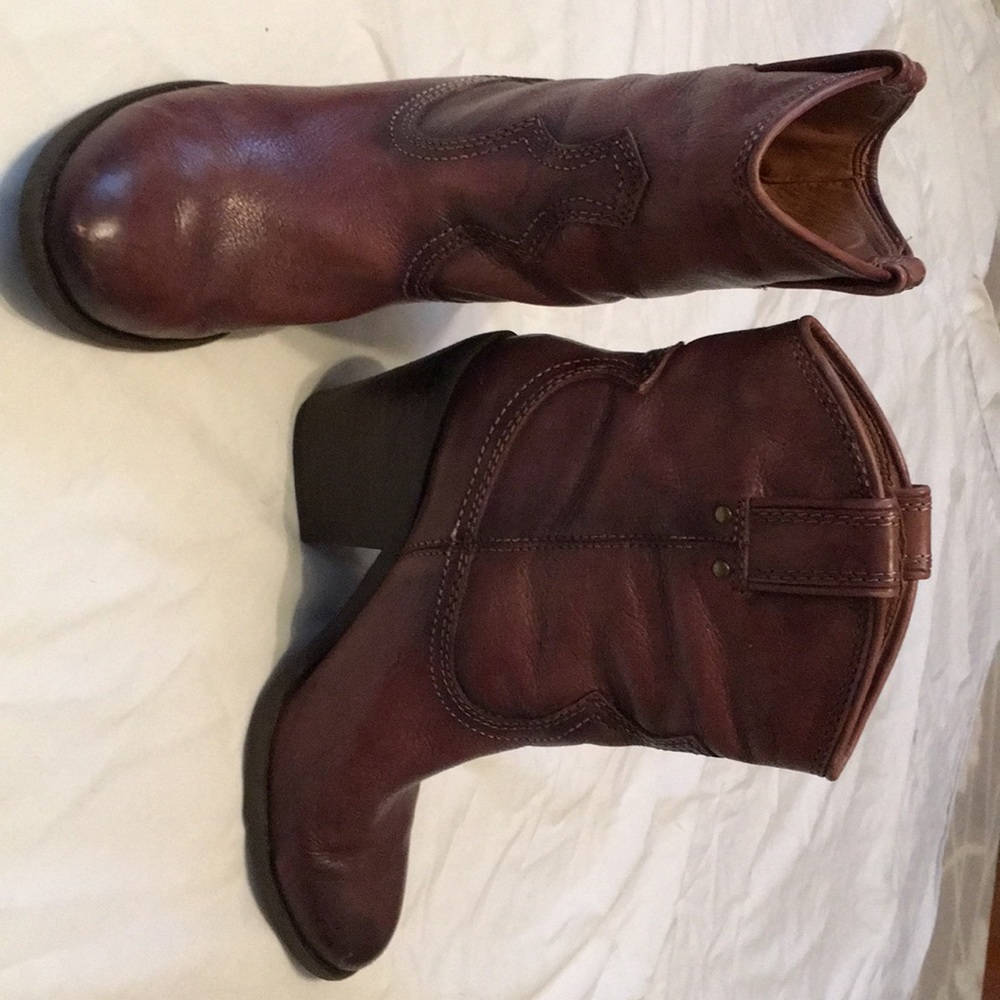Lucky Brand size 9 ankle boots